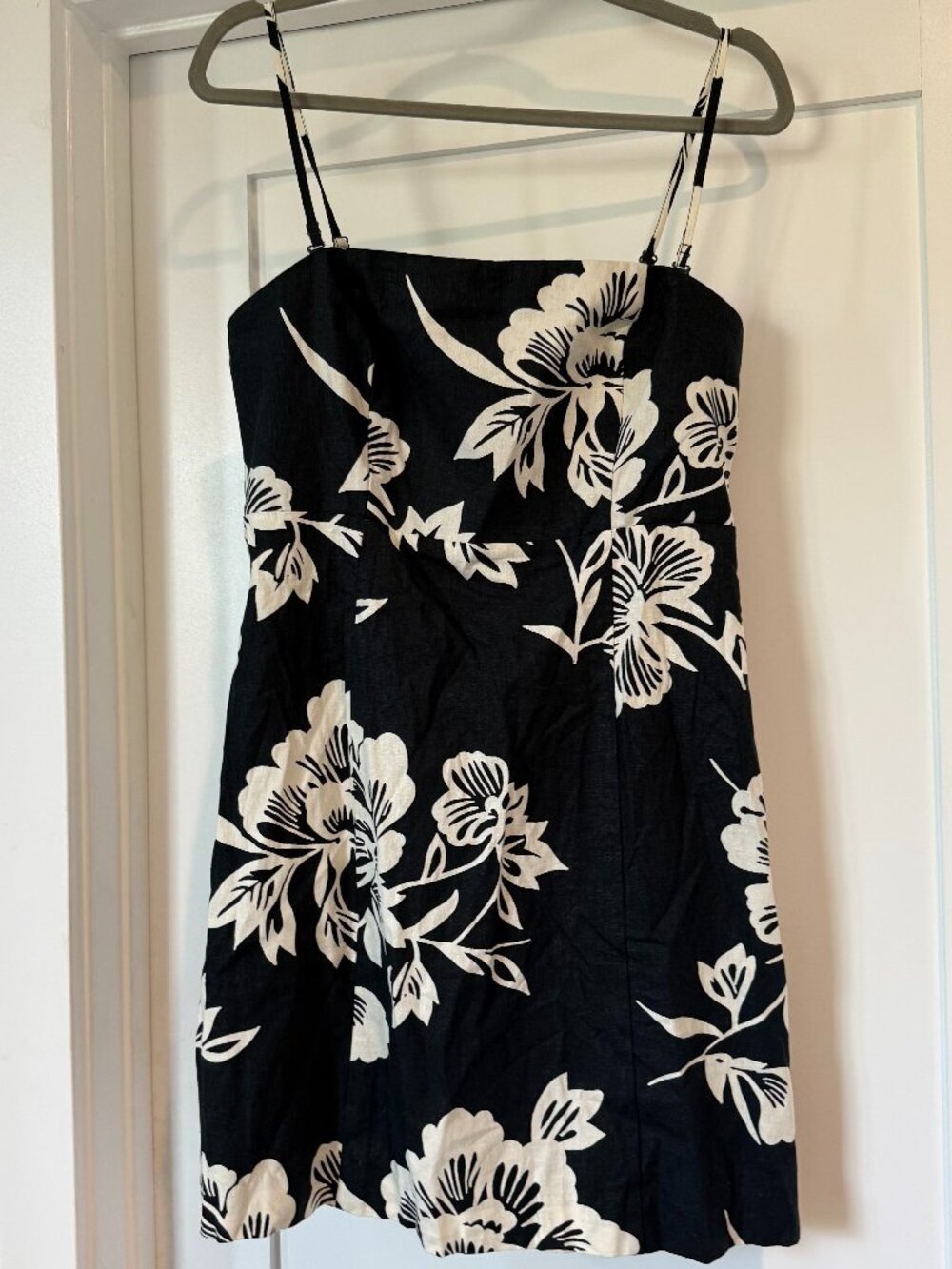 Gap Black Floral Linen-Blend Mini Dress